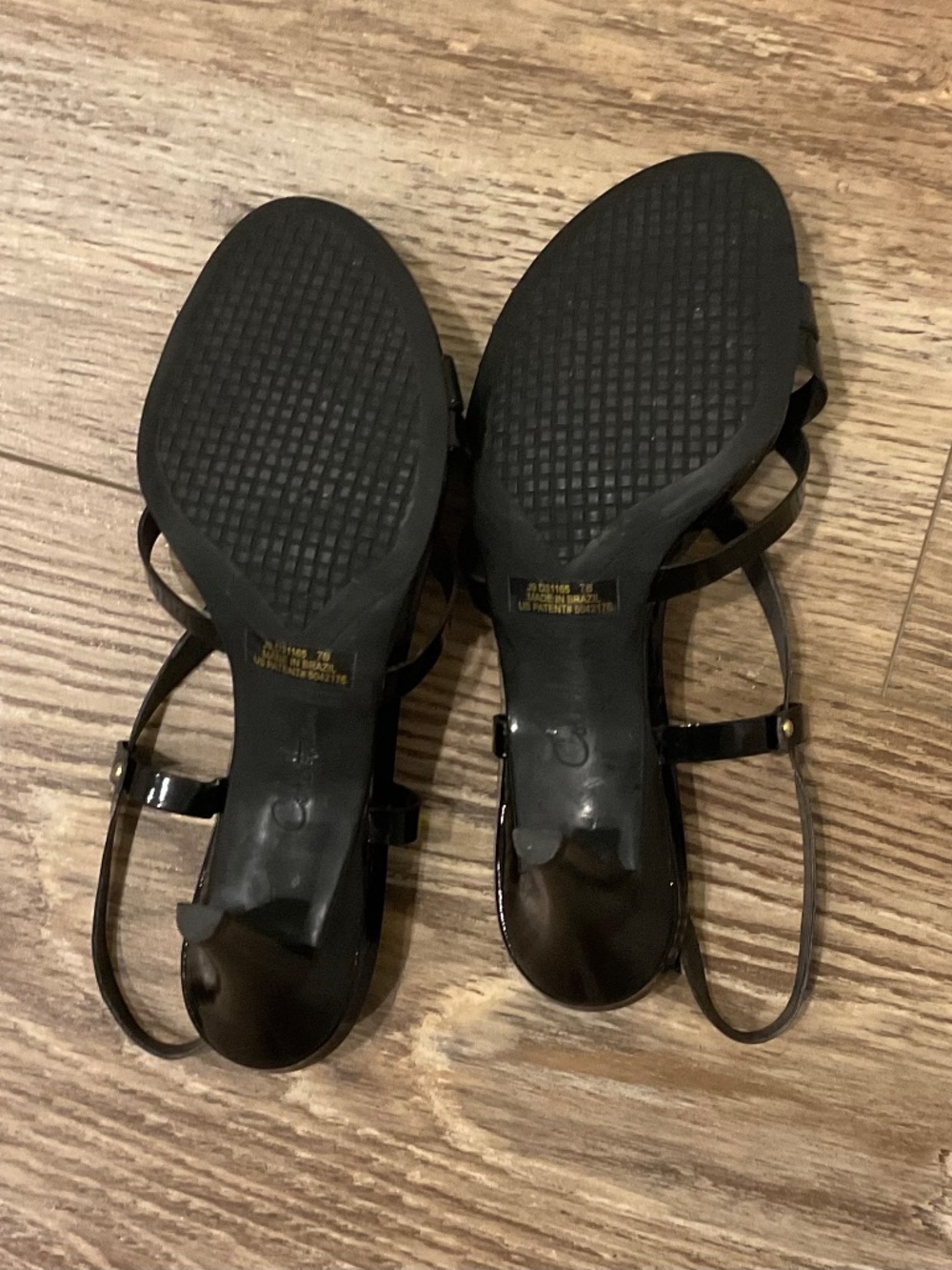 Cole Haan Strappy black patent leather heels.  Women’s size 7 - VGC - Picture 8 of 10